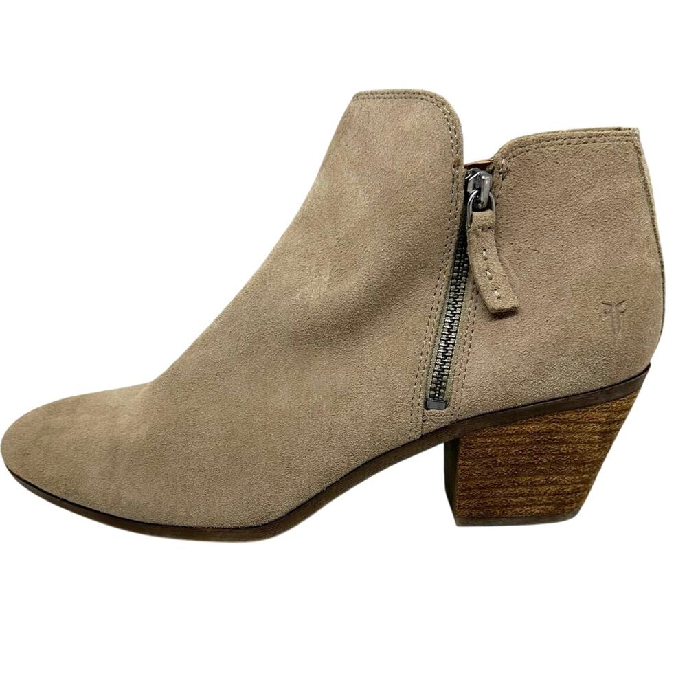 FRYE Judith Double Zip Ankle Bootie Suede Leather Wood Heel Tan Taupe - Sz 9.5